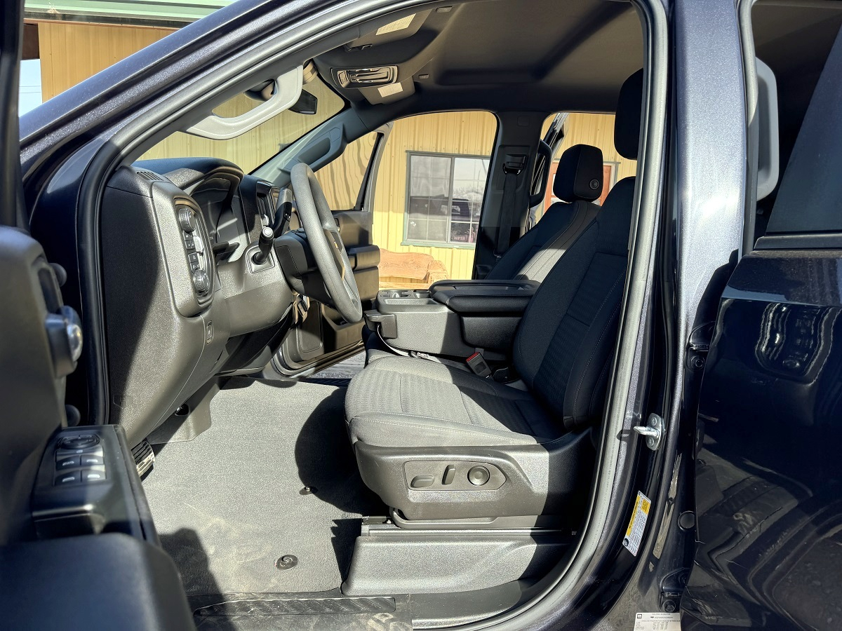 Chevrolet Silverado 1500 1LT Crew Cab 4WD 2022