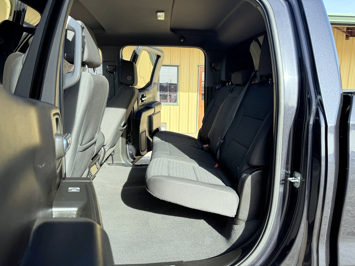 Chevrolet Silverado 1500 1LT Crew Cab 4WD 2022