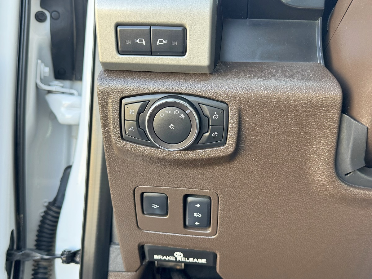 Ford Super Duty F-250 SRW King Ranch 4WD Crew Cab 6.75' Box 2017