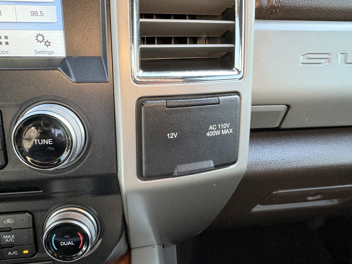 Ford Super Duty F-250 SRW King Ranch 4WD Crew Cab 6.75' Box 2017