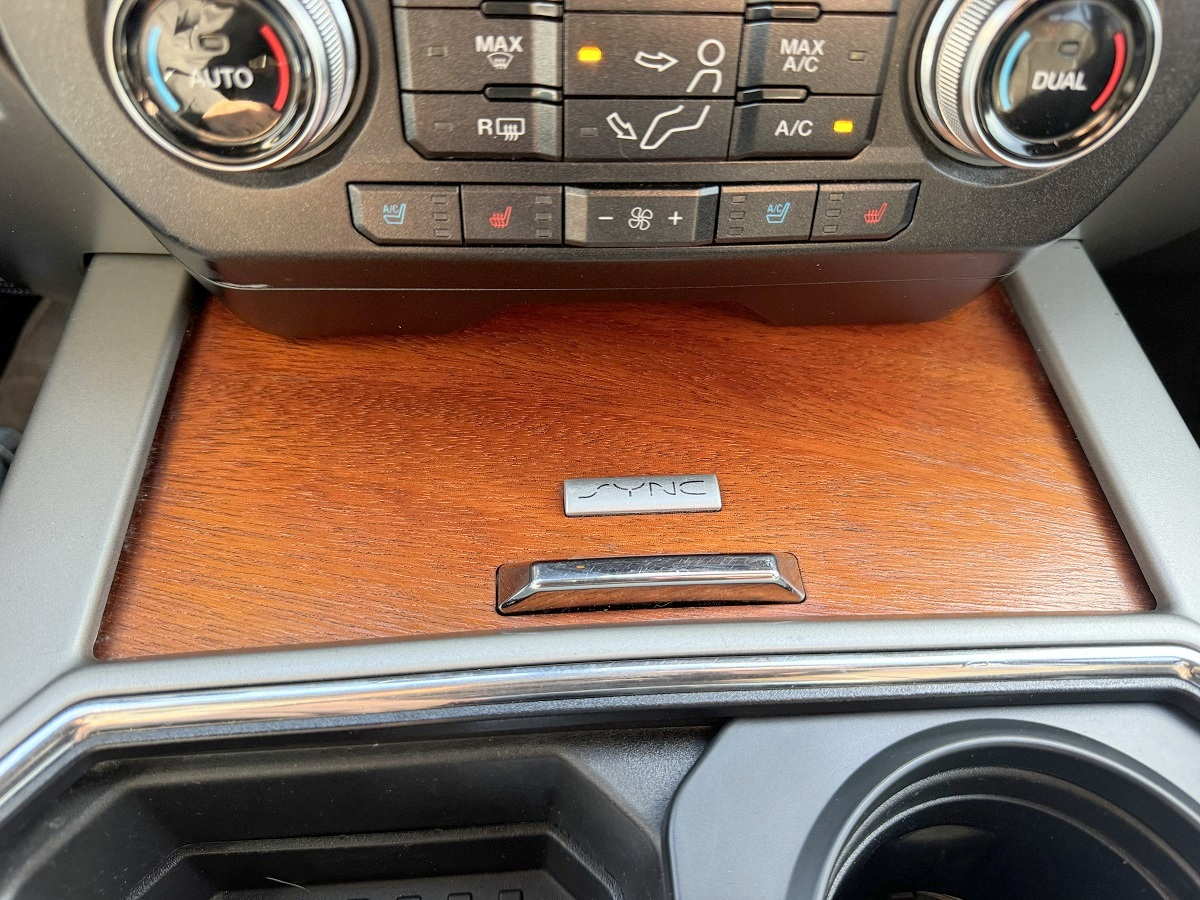 Ford Super Duty F-250 SRW King Ranch 4WD Crew Cab 6.75' Box 2017