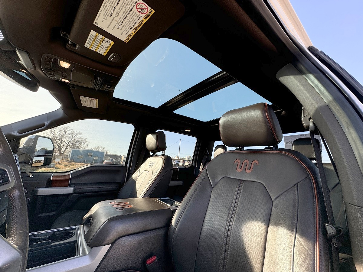 Ford Super Duty F-250 SRW King Ranch 4WD Crew Cab 6.75' Box 2017