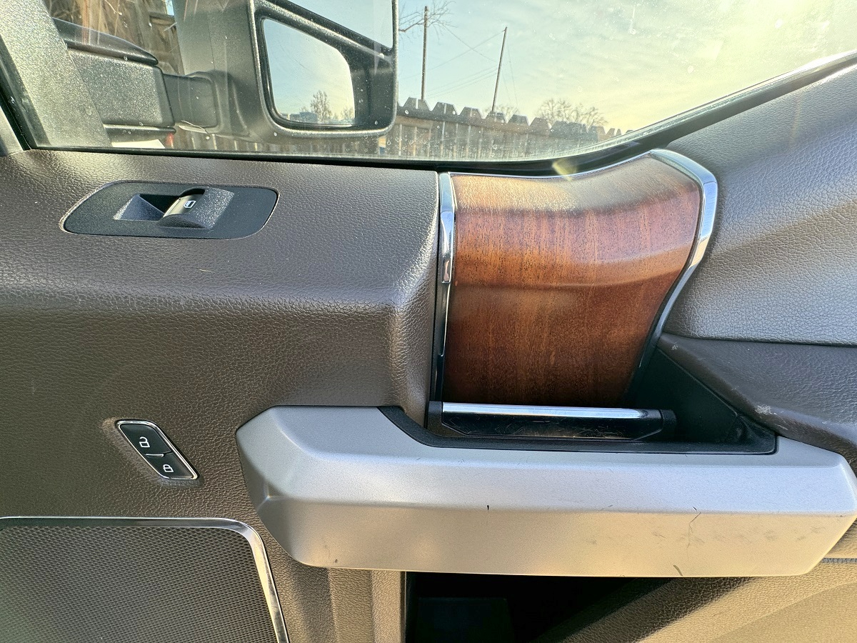 Ford Super Duty F-250 SRW King Ranch 4WD Crew Cab 6.75' Box 2017