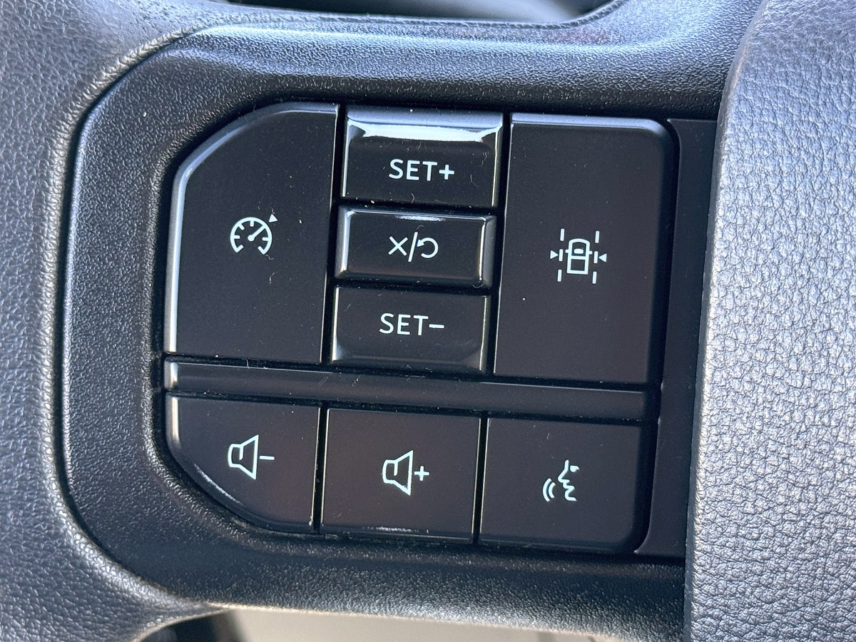 Ford F-150 XL 4WD SuperCab 6.5' Box 2022