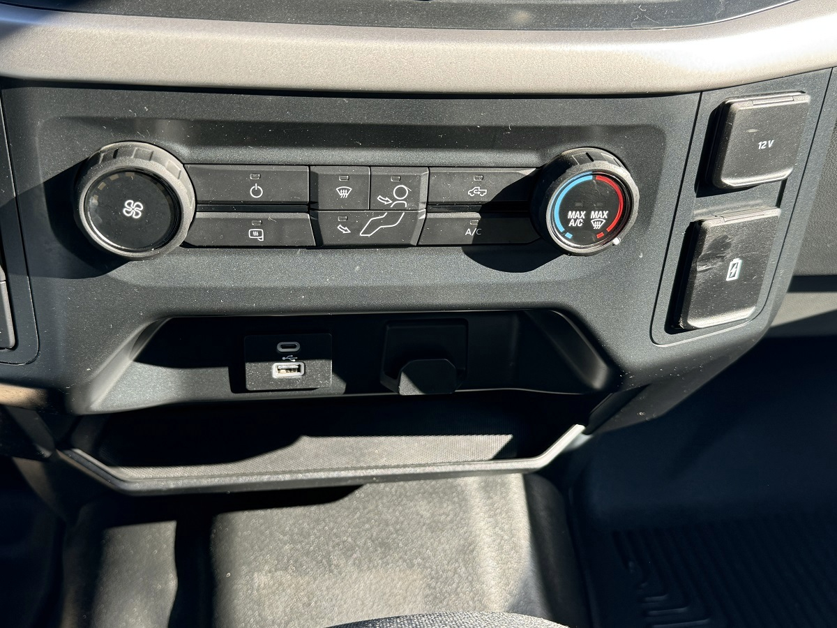 Ford F-150 XL 4WD SuperCab 6.5' Box 2022