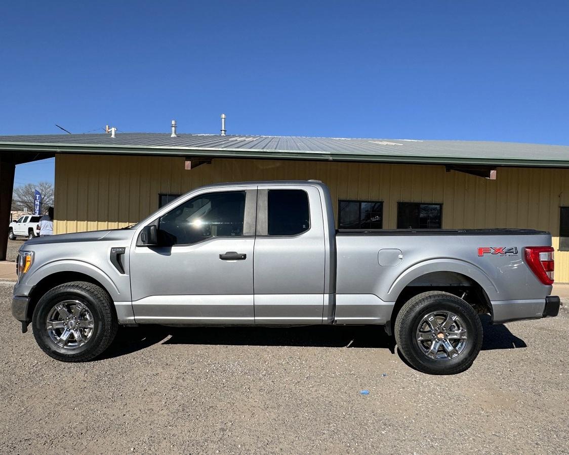 Ford F-150 XL 4WD SuperCab 6.5' Box 2022