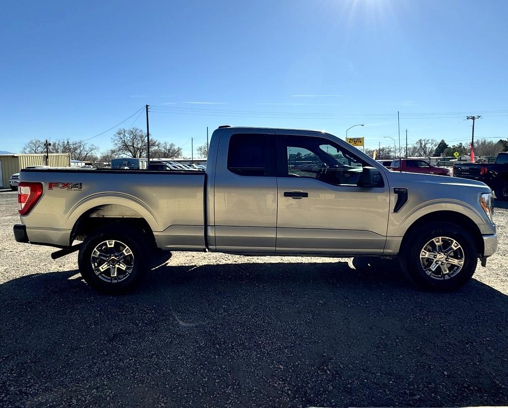 Ford F-150 XL 4WD SuperCab 6.5' Box 2022