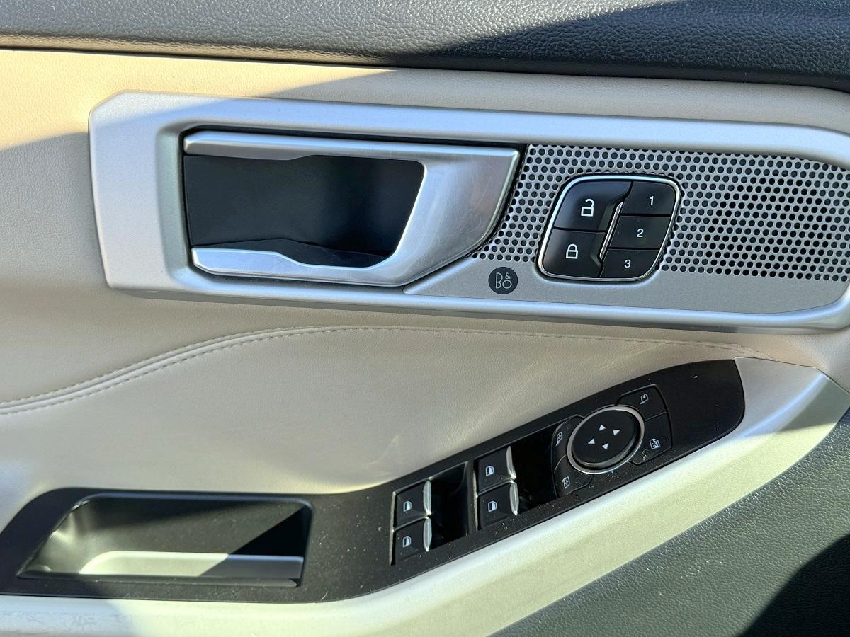 Ford Explorer Limited FWD 2021