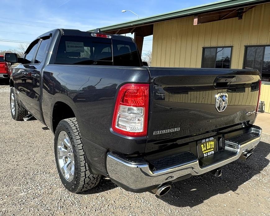 RAM 1500 Big Horn 4x4 Quad Cab 6'4" Box 2021
