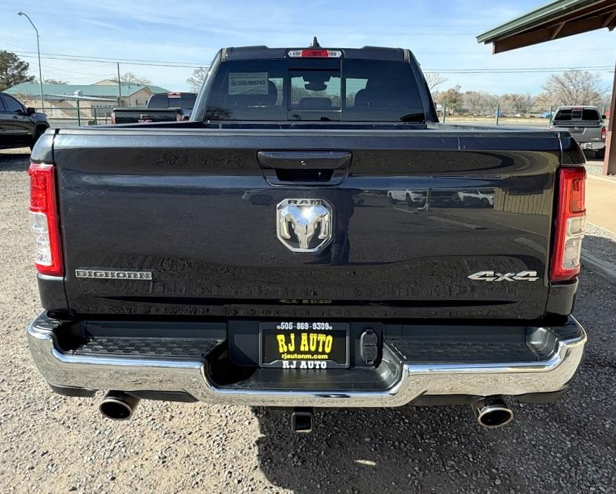 RAM 1500 Big Horn 4x4 Quad Cab 6'4" Box 2021