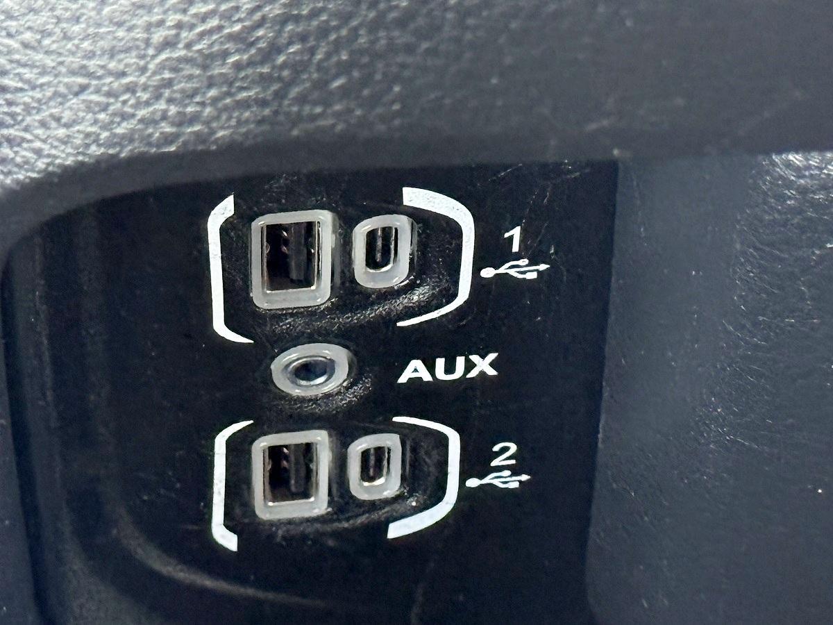 RAM 1500 Big Horn 4x4 Quad Cab 6'4" Box 2021