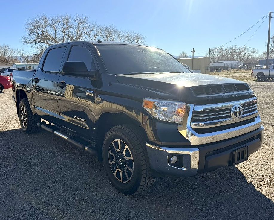 Toyota Tundra 4WD  2017