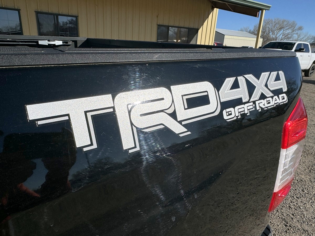 Toyota Tundra 4WD  2017