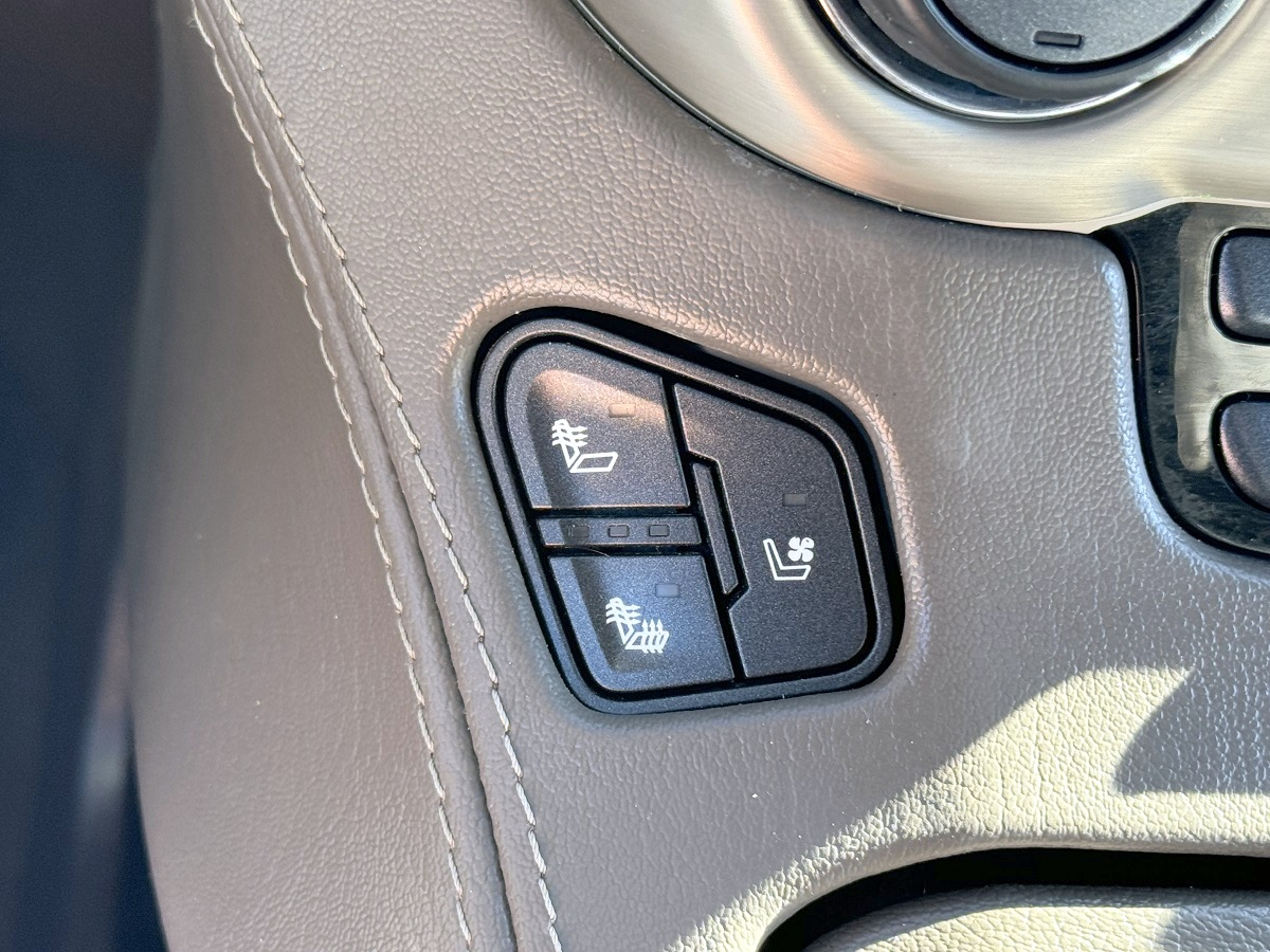 GMC Yukon 4WD 4dr Denali 2017