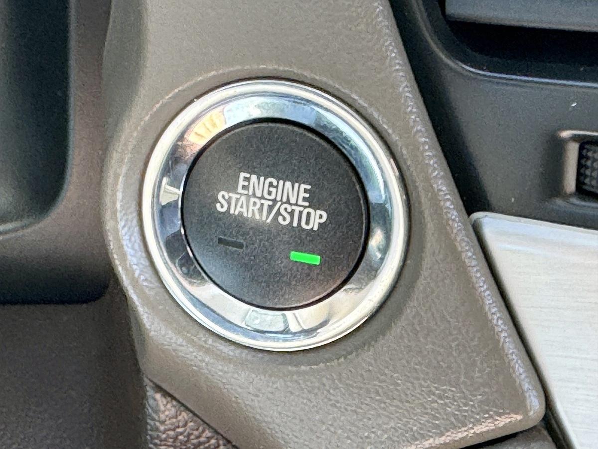 GMC Yukon 4WD 4dr Denali 2017