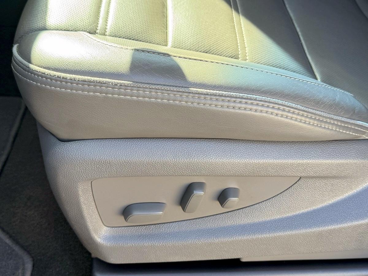 GMC Yukon 4WD 4dr Denali 2017