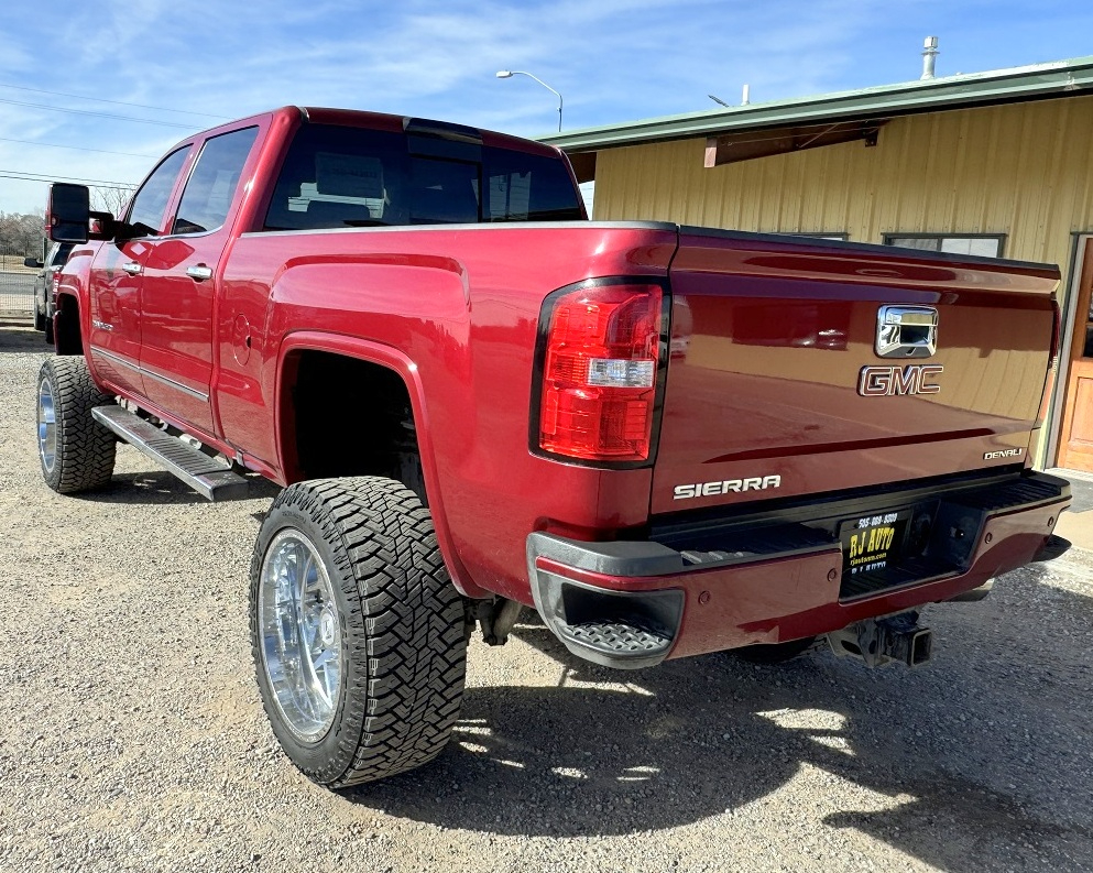 GMC Sierra 2500HD Denali Crew Cab 4WD 2018