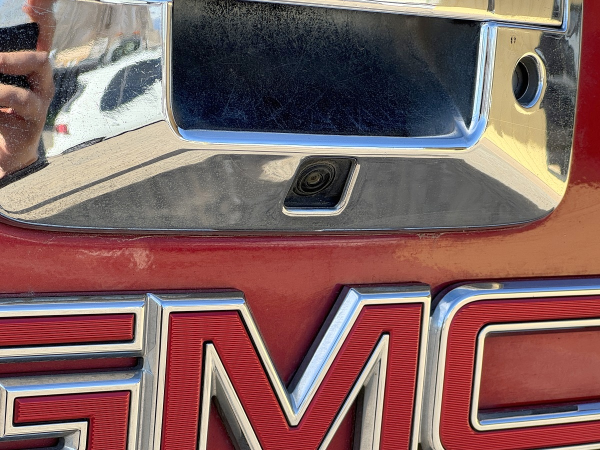 GMC Sierra 2500HD Denali Crew Cab 4WD 2018