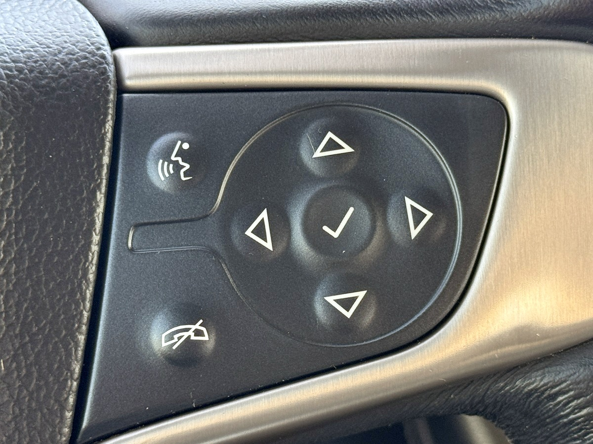 GMC Sierra 2500HD Denali Crew Cab 4WD 2018