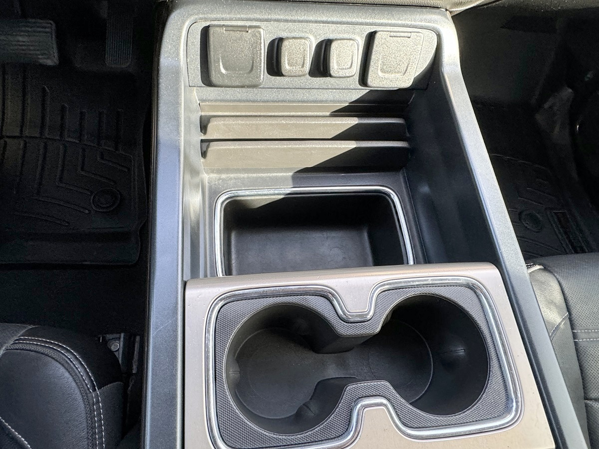 GMC Sierra 2500HD Denali Crew Cab 4WD 2018