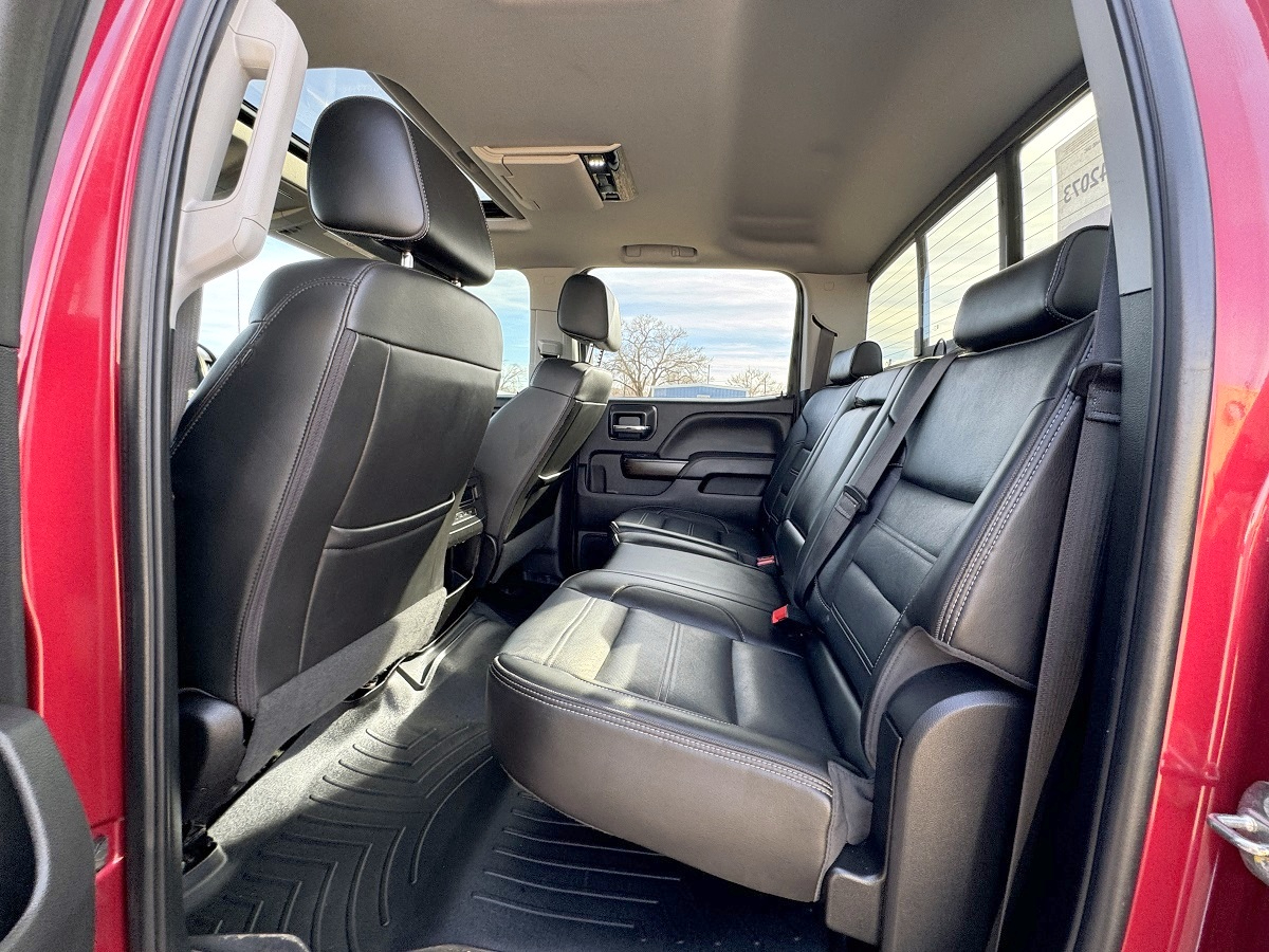 GMC Sierra 2500HD Denali Crew Cab 4WD 2018