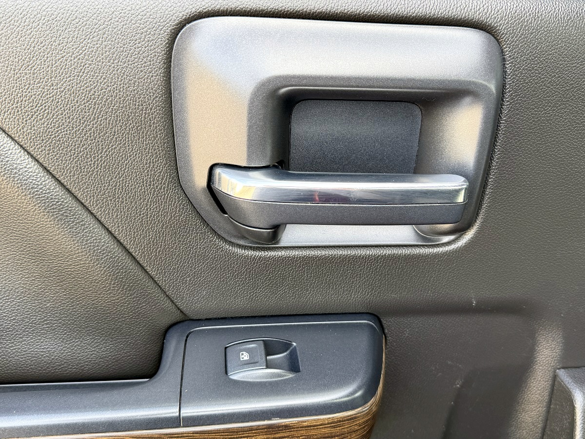 GMC Sierra 2500HD Denali Crew Cab 4WD 2018