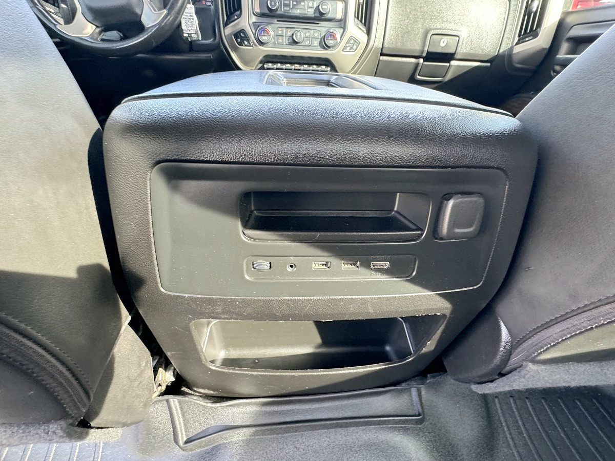 GMC Sierra 2500HD Denali Crew Cab 4WD 2018