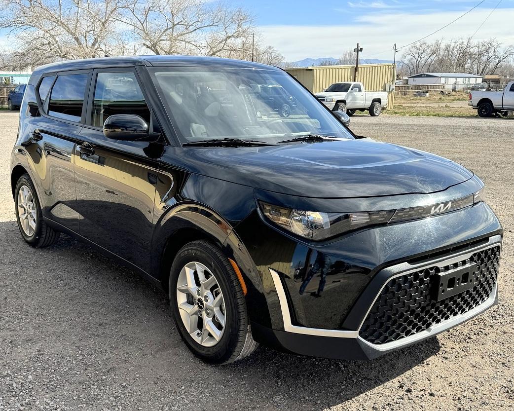 Kia Soul LX CVT 2023