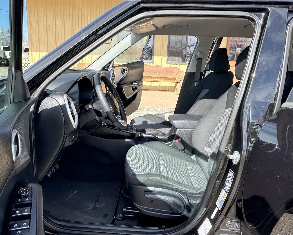 Kia Soul LX CVT 2023
