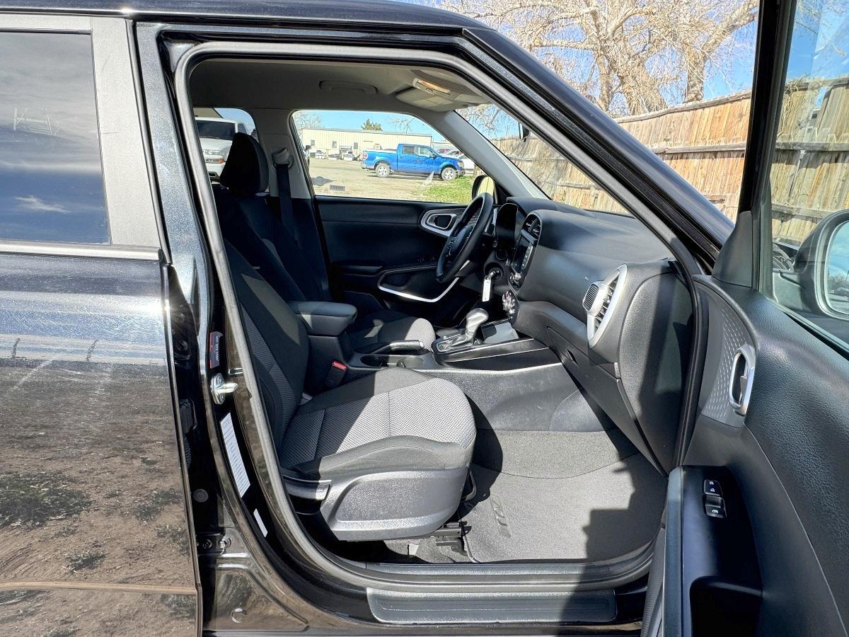 Kia Soul LX CVT 2023