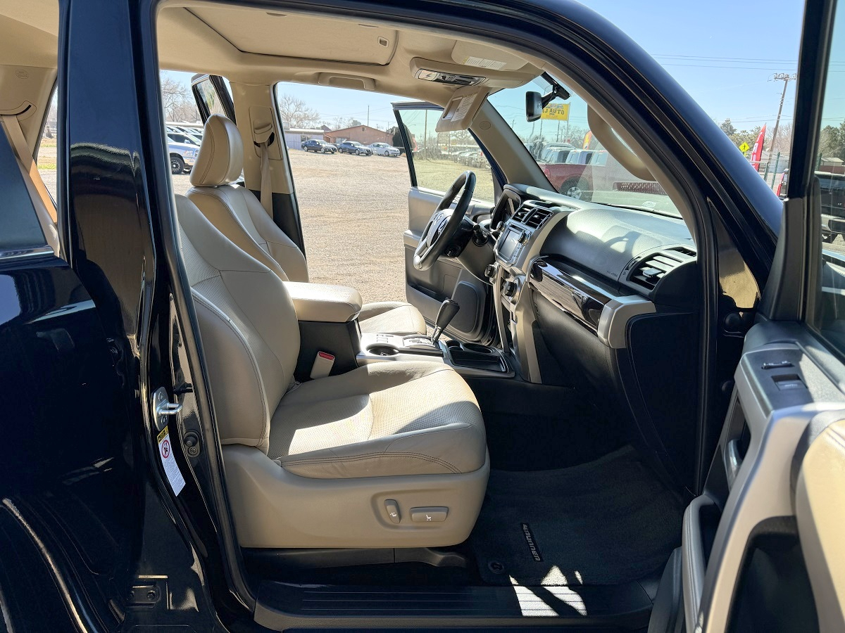 Toyota 4Runner Limited V6 2WD 2015