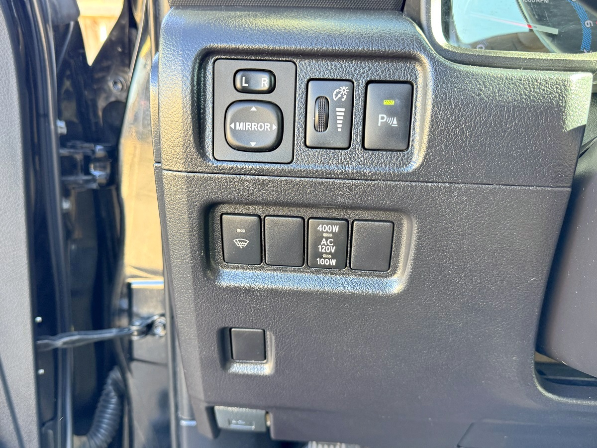 Toyota 4Runner Limited V6 2WD 2015