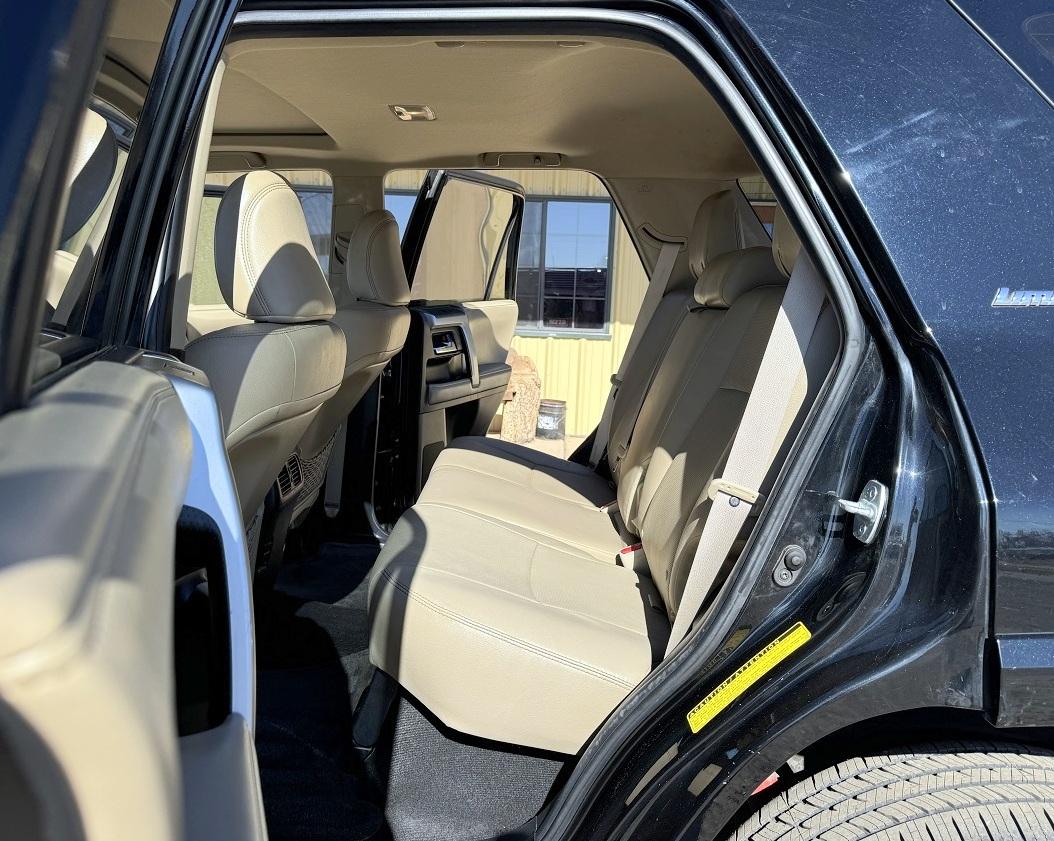 Toyota 4Runner Limited V6 2WD 2015