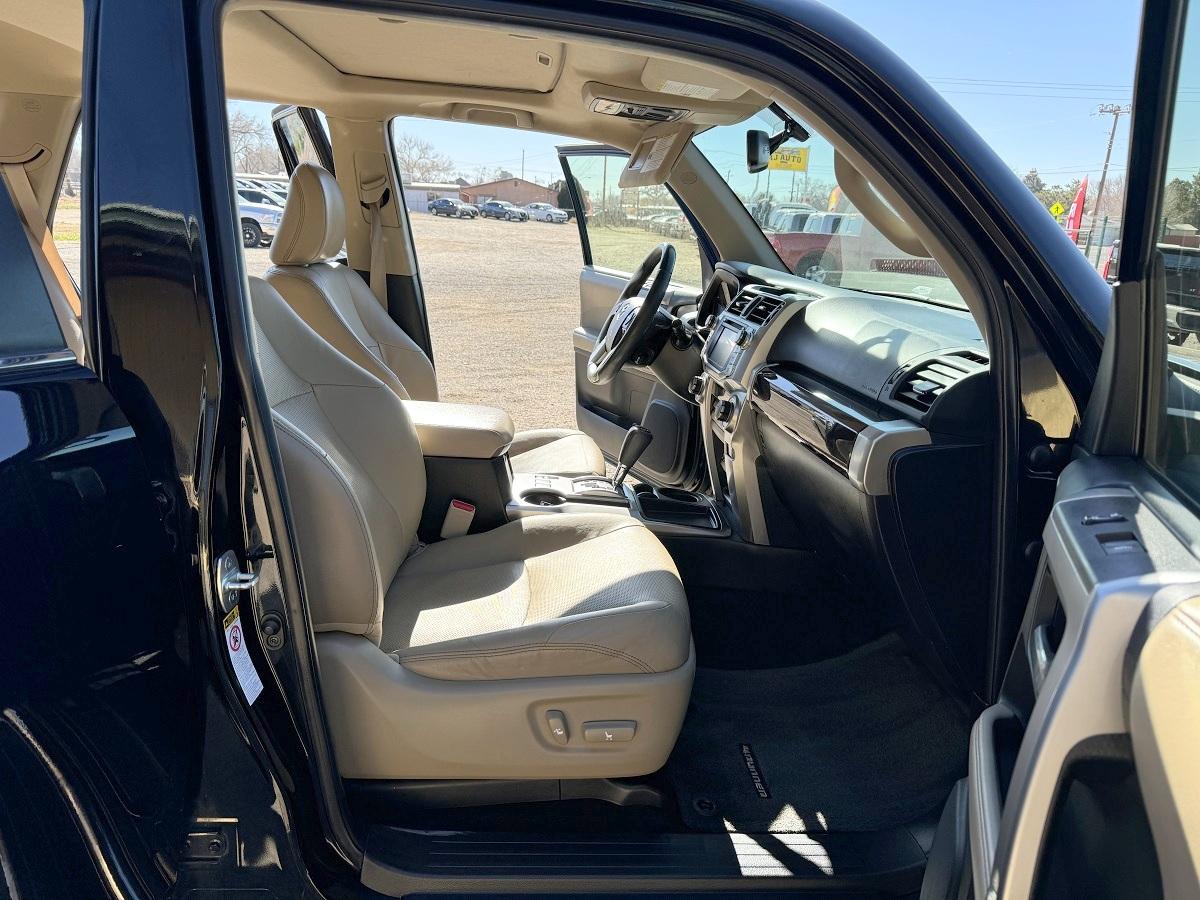 Toyota 4Runner Limited V6 2WD 2015