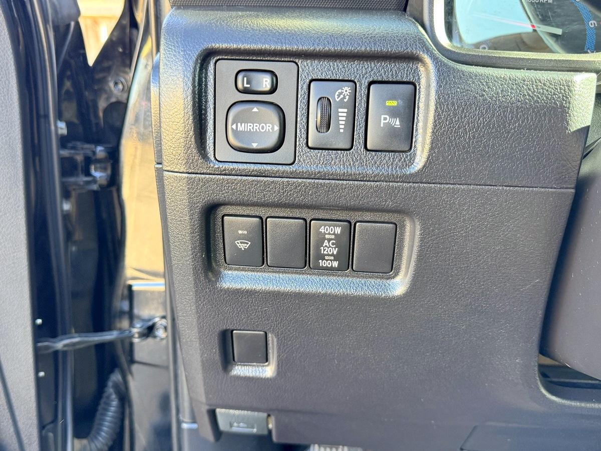 Toyota 4Runner Limited V6 2WD 2015