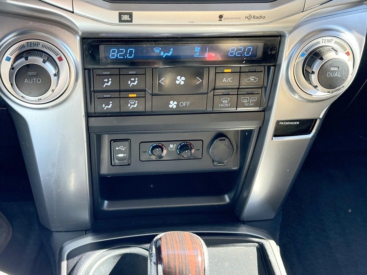 Toyota 4Runner Limited V6 2WD 2015