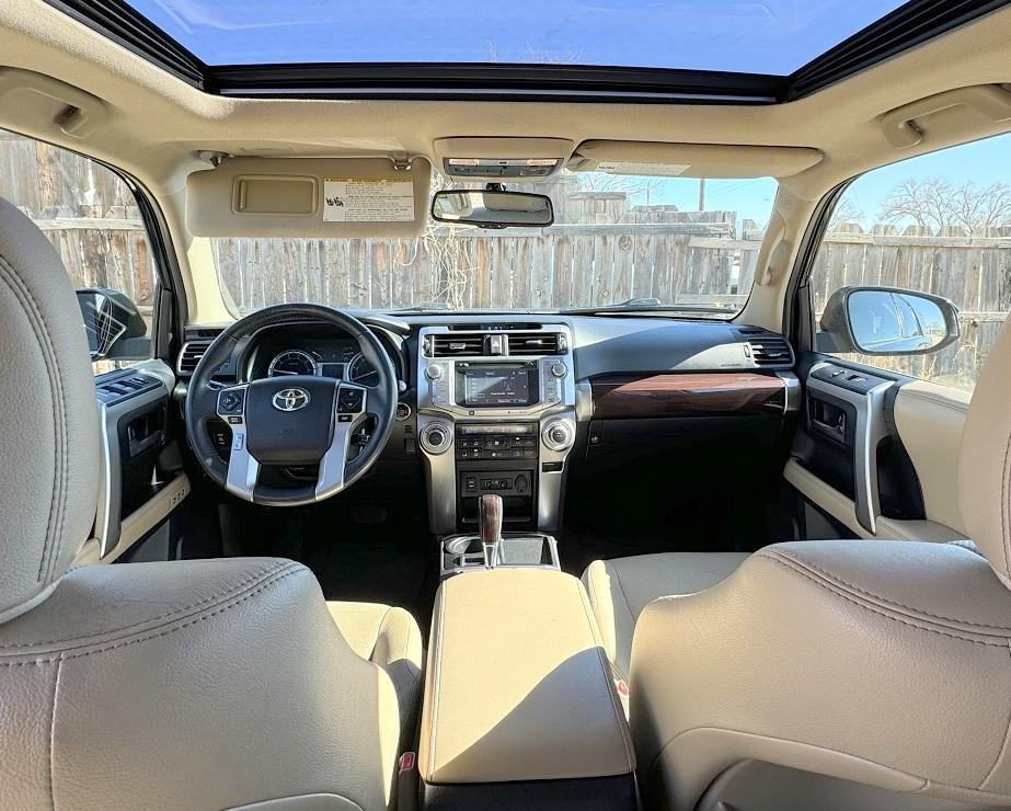 Toyota 4Runner Limited V6 2WD 2015