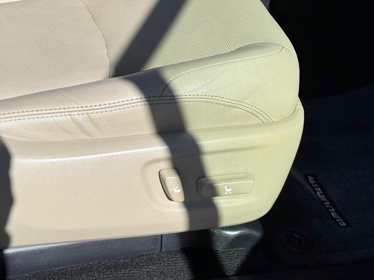 Toyota 4Runner Limited V6 2WD 2015