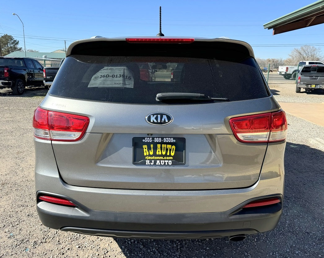Kia Sorento LX V6 FWD 2017