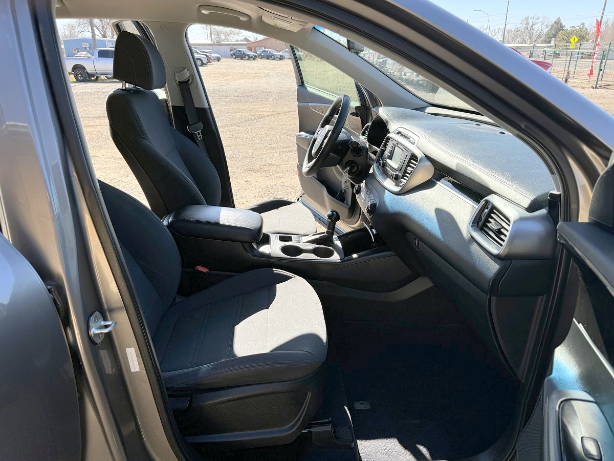 Kia Sorento LX V6 FWD 2017