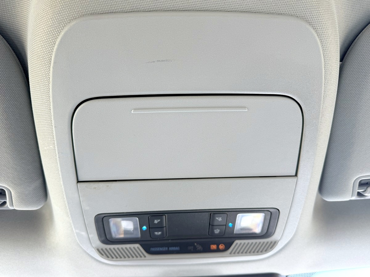 Ford Super Duty F-250 SRW XL 4WD SuperCab 8' Box 2023