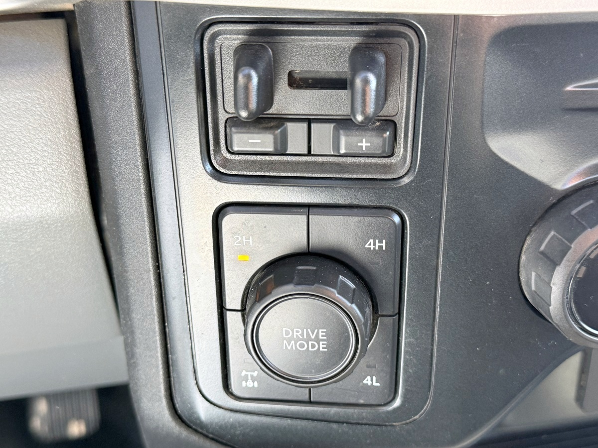 Ford Super Duty F-250 SRW XL 4WD SuperCab 8' Box 2023