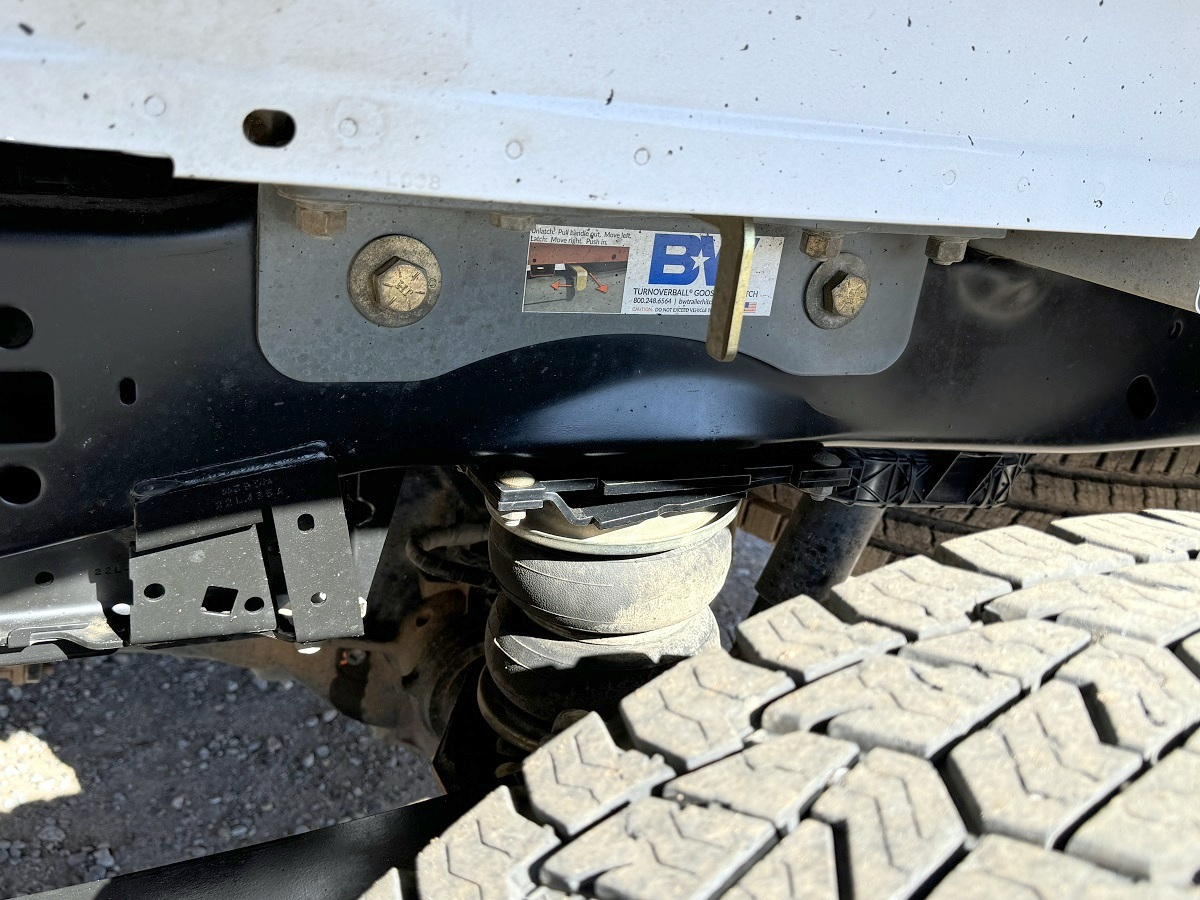 Ford Super Duty F-250 SRW XL 4WD SuperCab 8' Box 2023