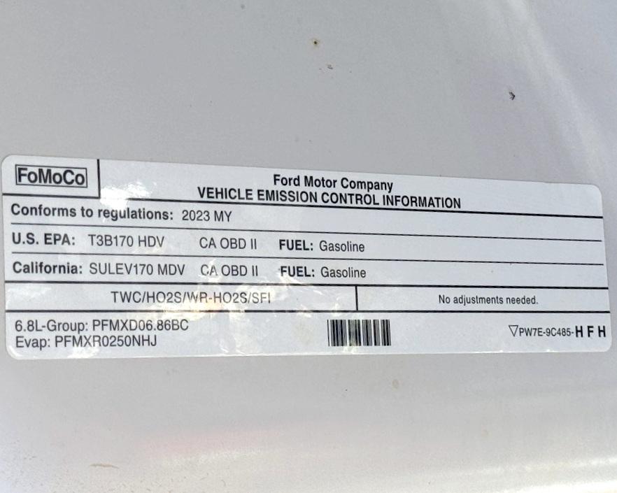 Ford Super Duty F-250 SRW XL 4WD SuperCab 8' Box 2023