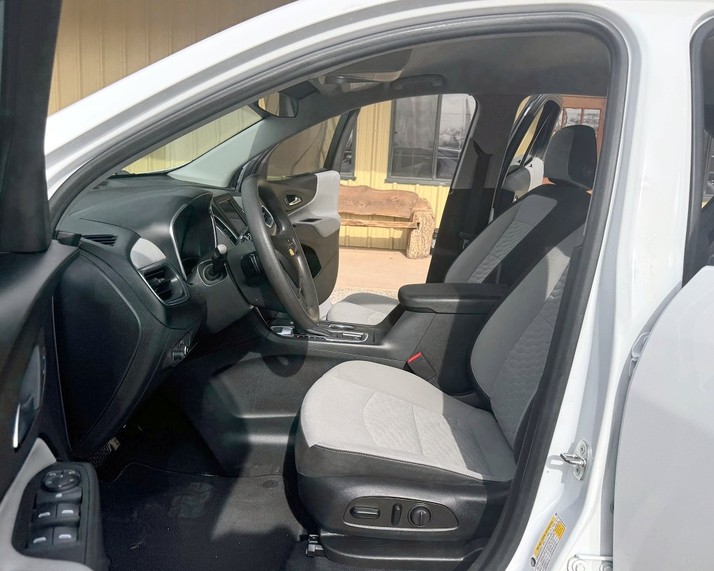 Chevrolet Equinox LS 4D SUV AWD 2021