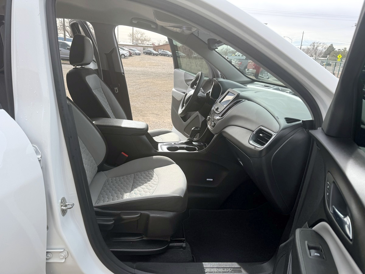 Chevrolet Equinox LS 4D SUV AWD 2021
