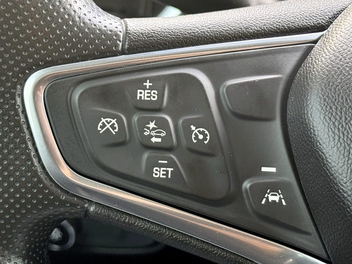 Chevrolet Equinox LS 4D SUV AWD 2021