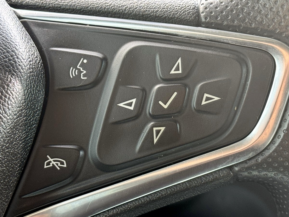 Chevrolet Equinox LS 4D SUV AWD 2021