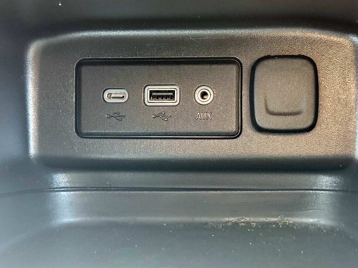 Chevrolet Equinox LS 4D SUV AWD 2021