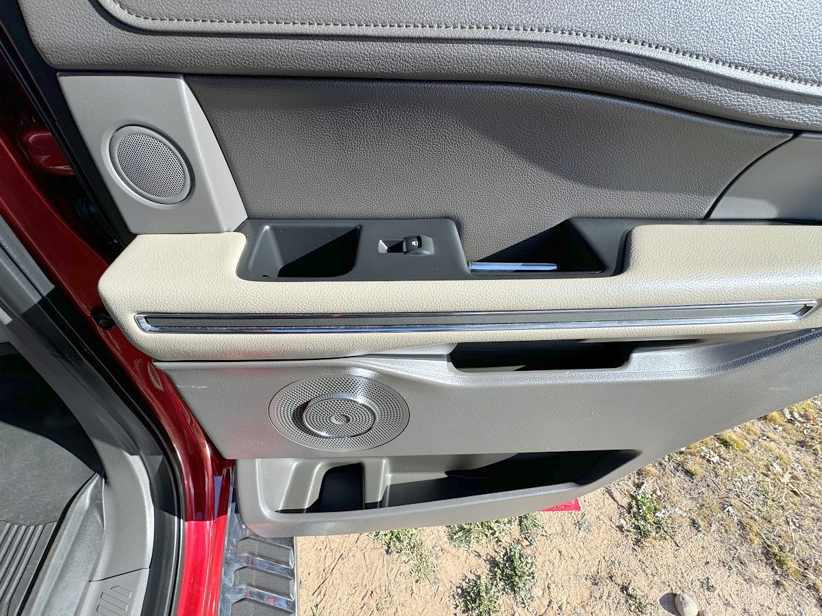 Ford Expedition XLT 4x4 2019